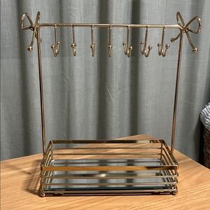 Gold Bow Jewelry Stand